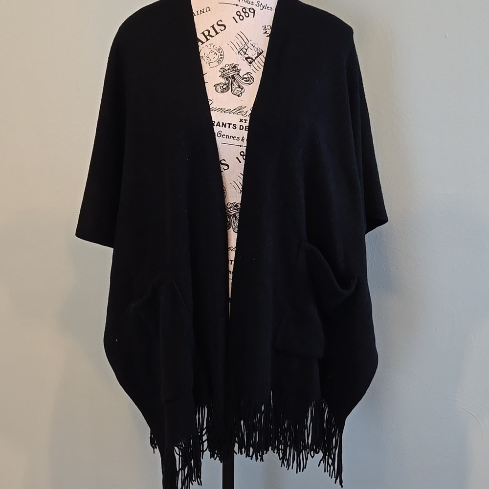 Kelly and Katie Fringe Komono